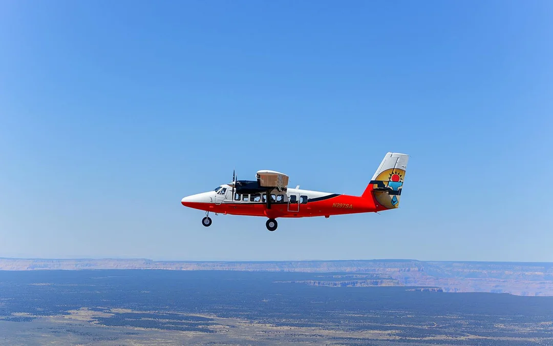 From Las Vegas: Antelope Canyon & Horseshoe Bend Airplane & Ground Tour Image 2
