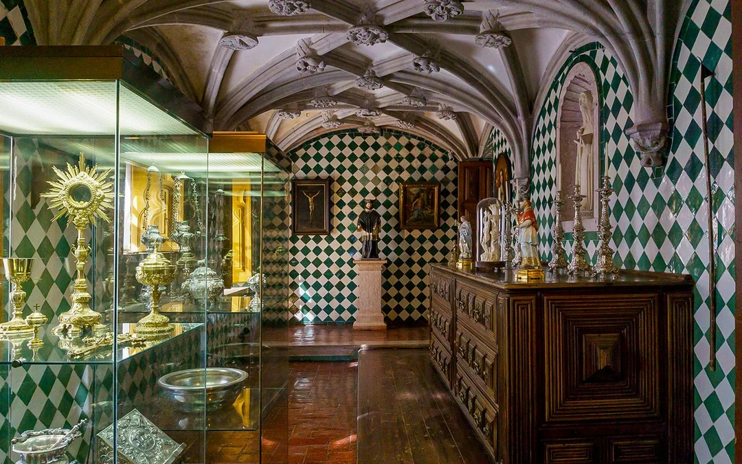 From Lisbon: Sintra, Belém, Pena Palace & Cascais Small Group Full-Day Trip Image 12