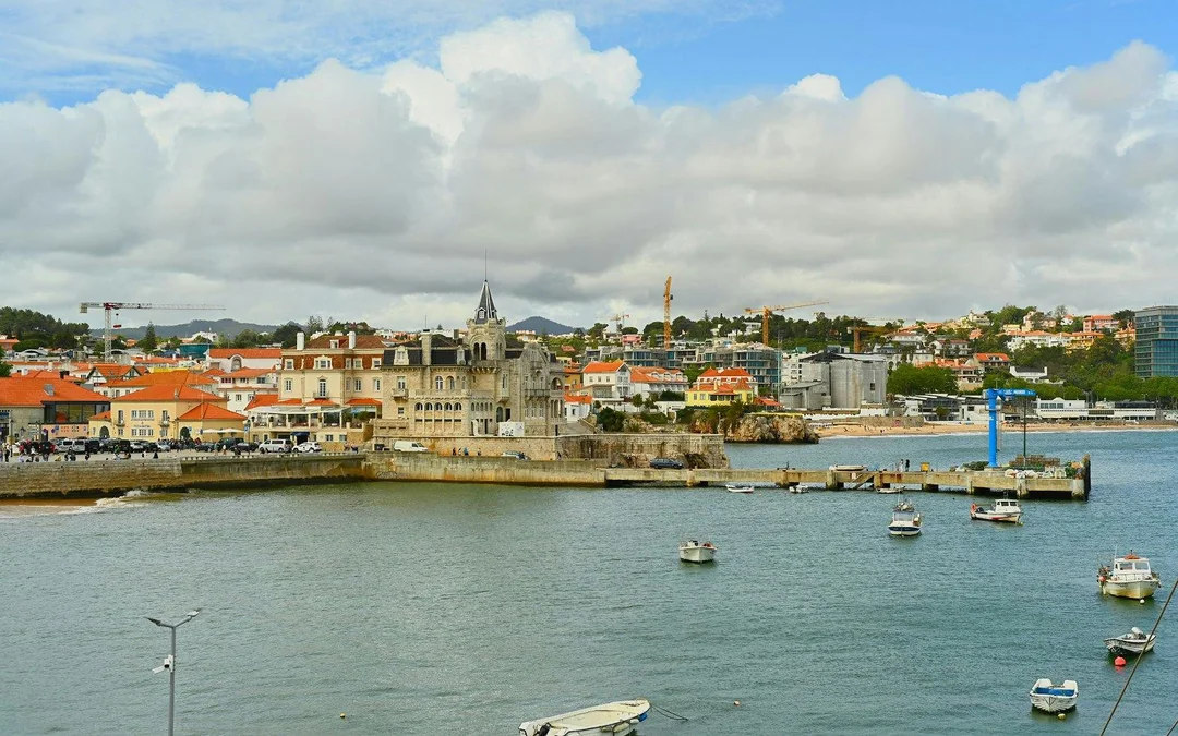 From Lisbon: Surf Experience, Cascais & Pena Palace Full Day Tour Image 3