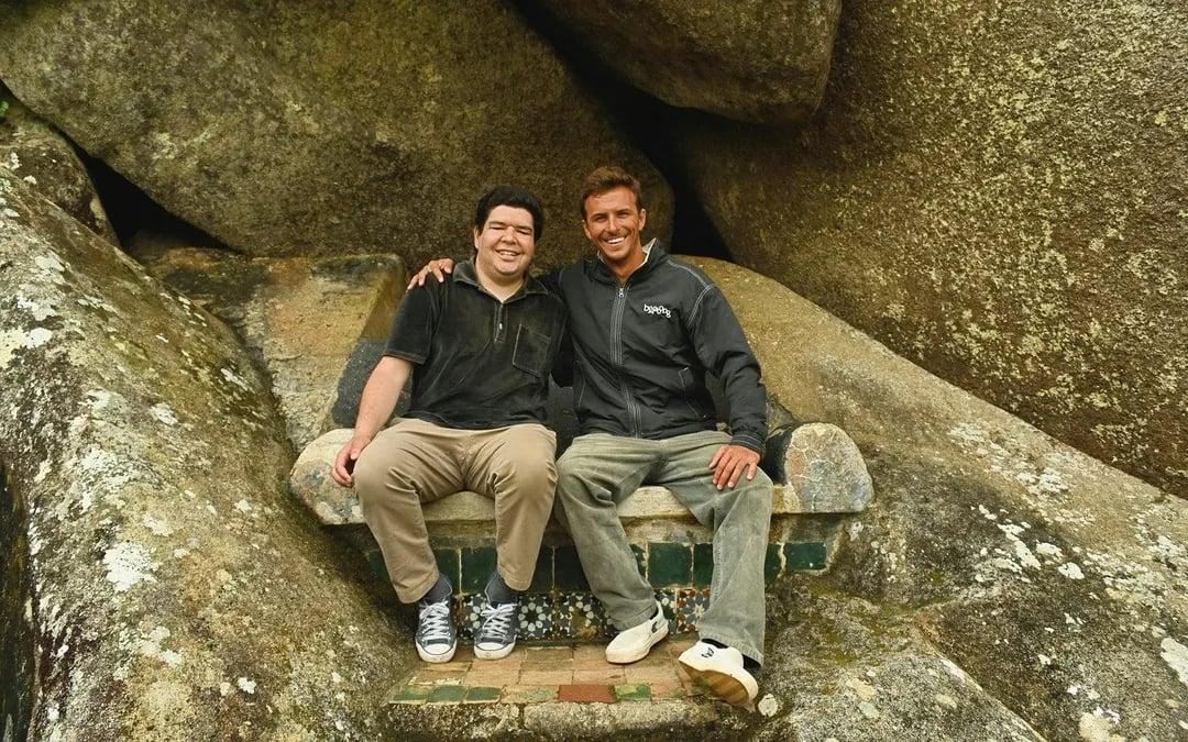 From Lisbon: Surf Experience, Cascais & Pena Palace Full Day Tour Image 7