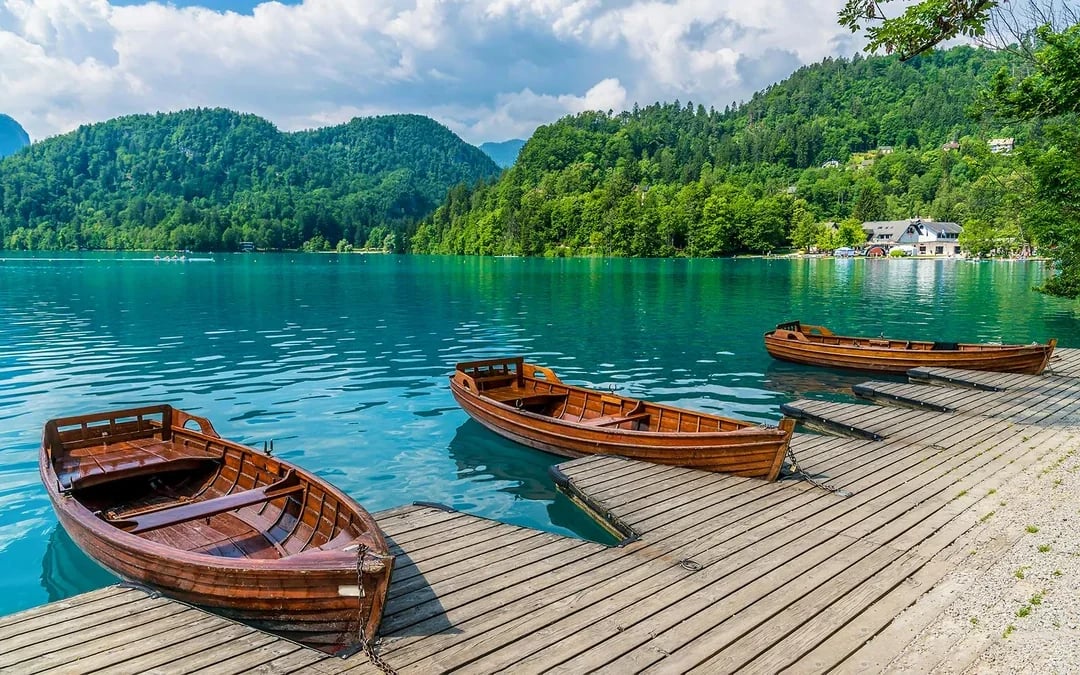 From Ljubljana: Lake Bled & Bled Castle Tour Image 6