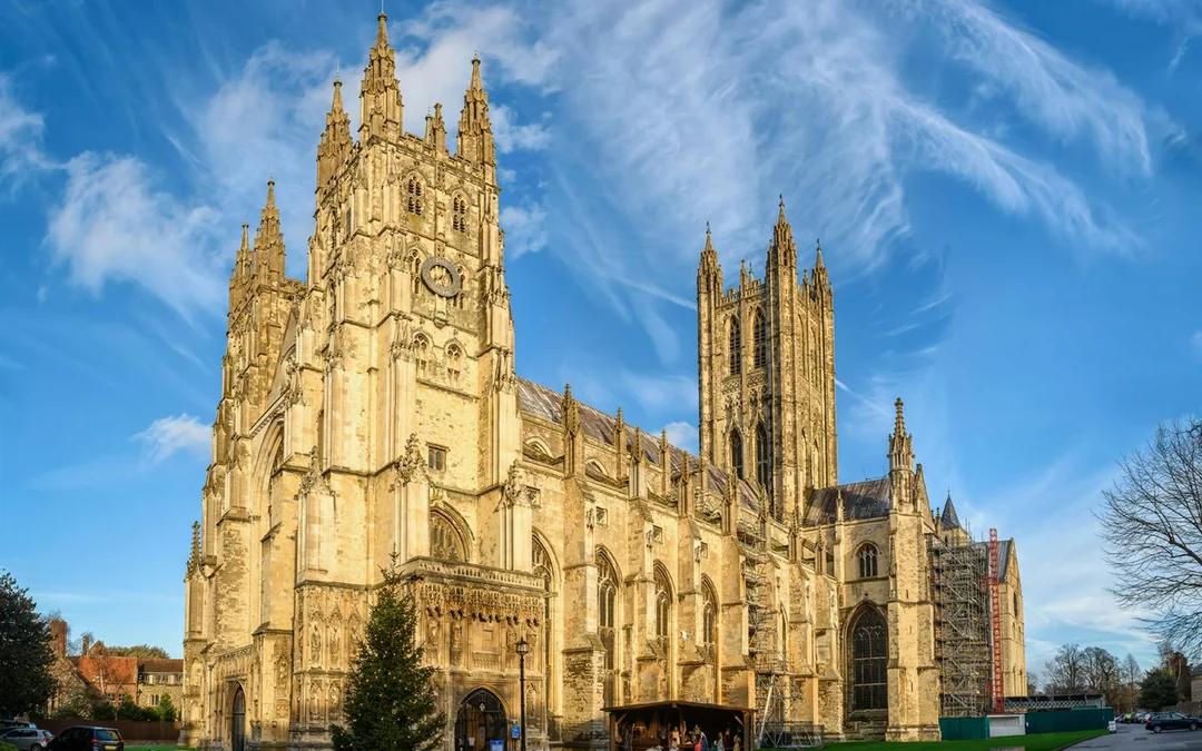 From London: Canterbury Cathedral, Dover Castle, and White Cliffs Full-Day Tour Image 2