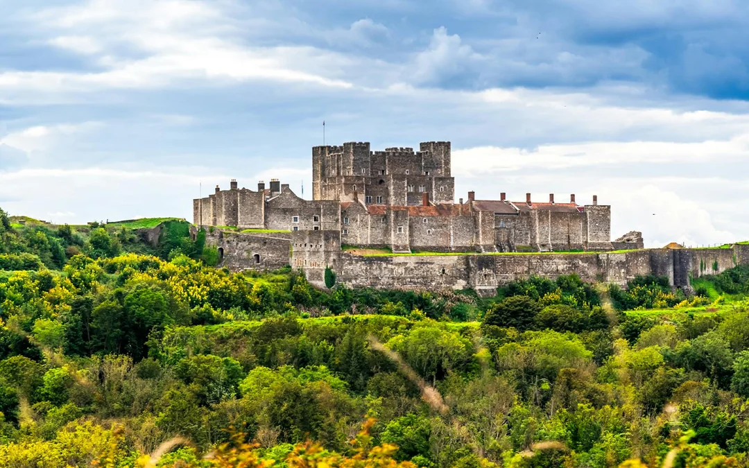 From London: Canterbury Cathedral, Dover Castle, and White Cliffs Full-Day Tour Image 3