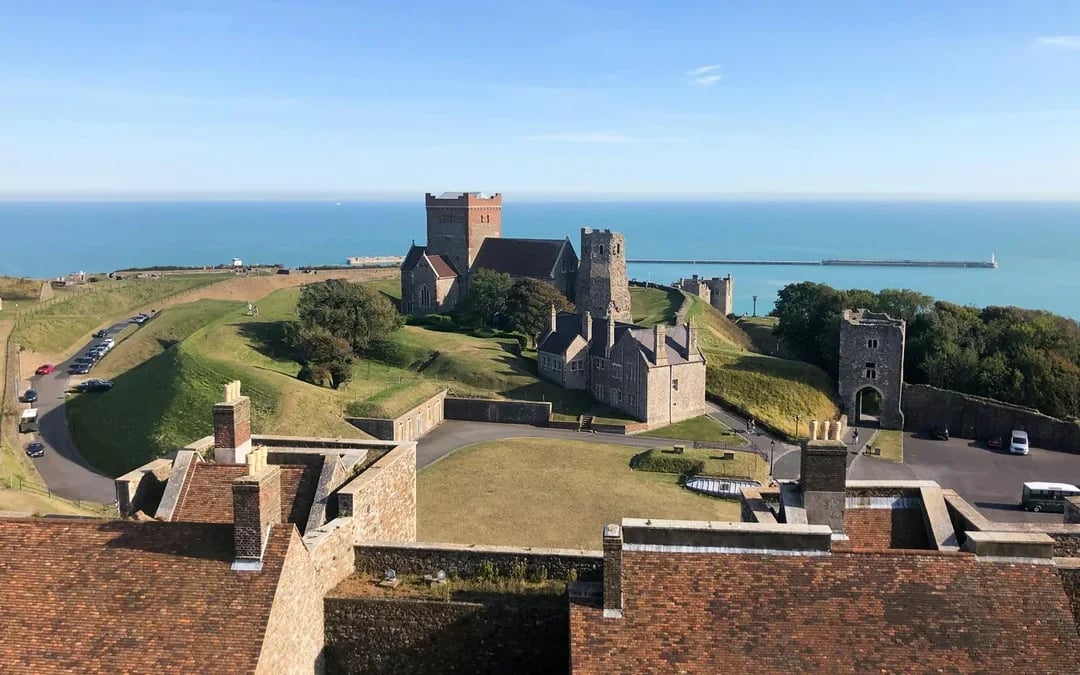 From London: Canterbury Cathedral, Dover Castle, and White Cliffs Full-Day Tour Image 5