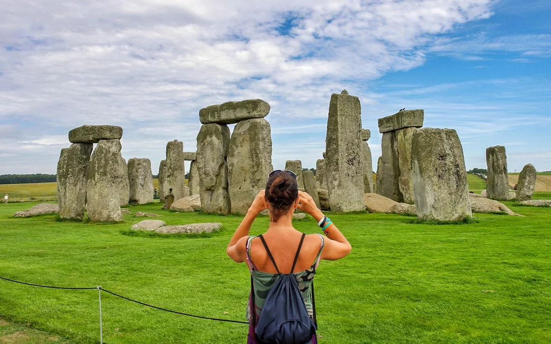 From London: Stonehenge and Windsor Day Trip Image 1
