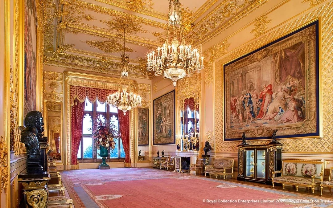 From London: Stonehenge and Windsor Day Trip Image 8