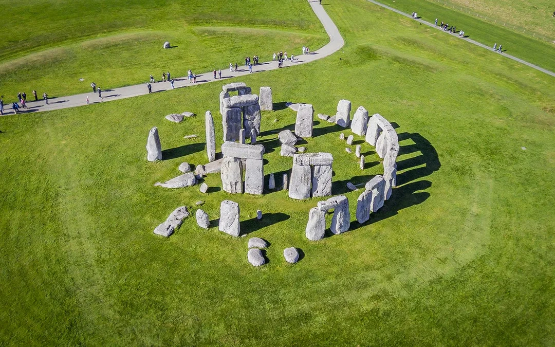 From London: Stonehenge Half-Day Trip Image 3