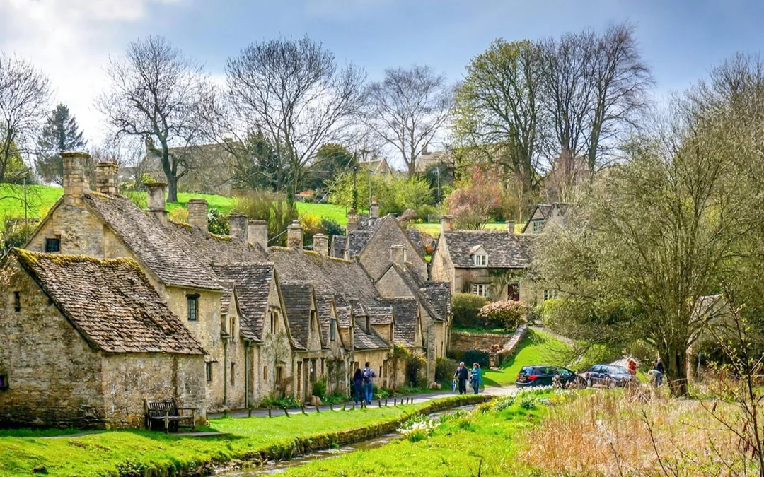 From London: Villages of The Cotswolds Small-Group Day Tour Image 2