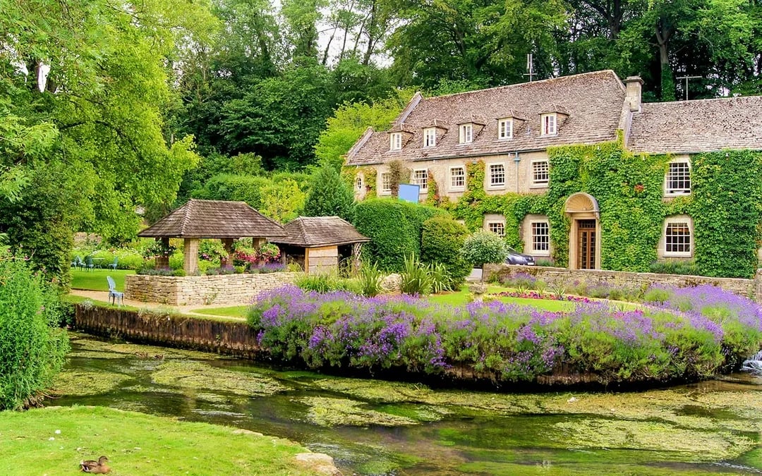 From London: Villages of The Cotswolds Small-Group Day Tour Image 3