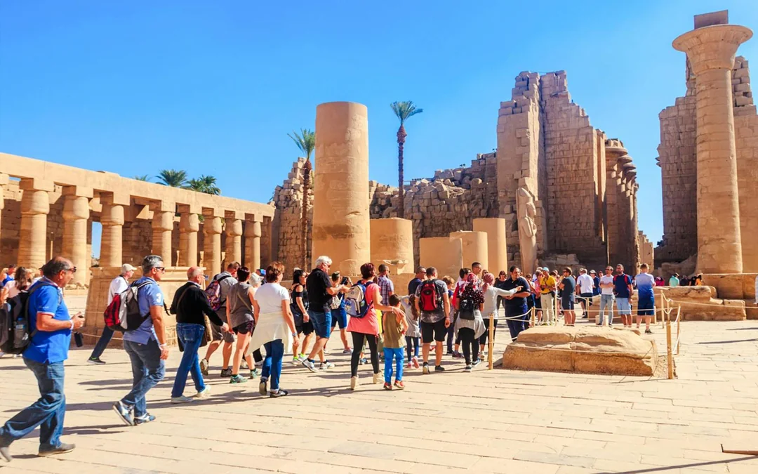 From Luxor: Half-Day East Bank Guided Tour with Karnak and Luxor Temple Visits and Lunch Image 4