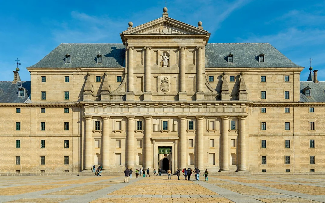 From Madrid: El Escorial and Valley of the Fallen Half-Day Trip Image 5