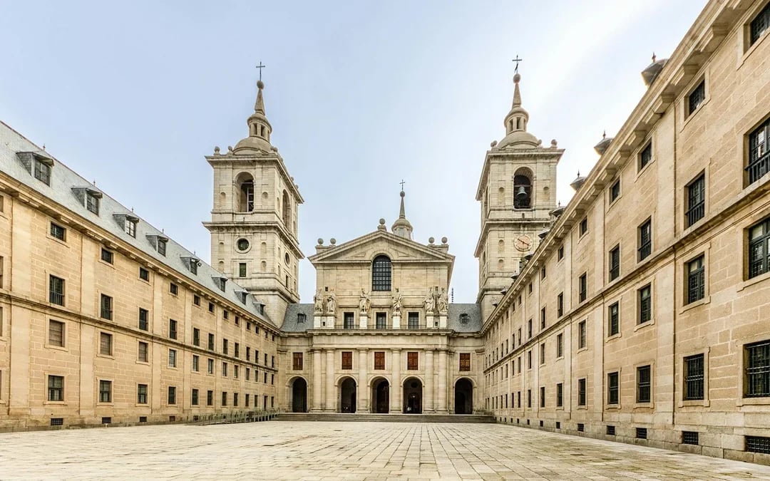 From Madrid: El Escorial, Valley of the Fallen, and Segovia Day Trip Image 3