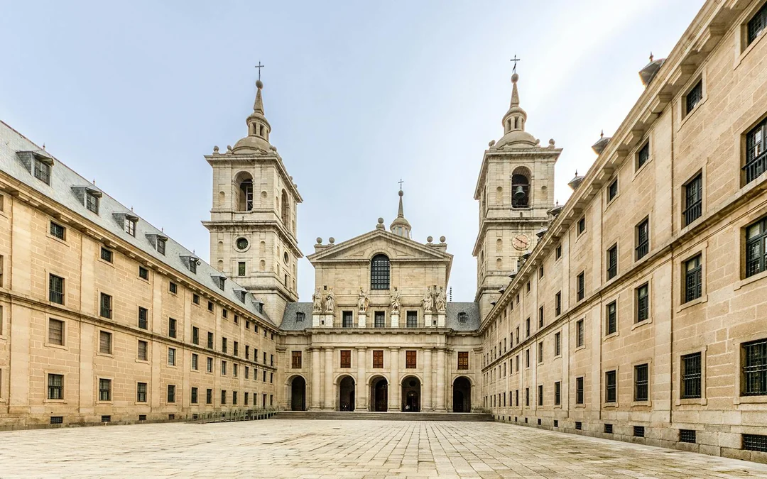 From Madrid: El Escorial, Valley of the Fallen, and Segovia Day Trip Image 3