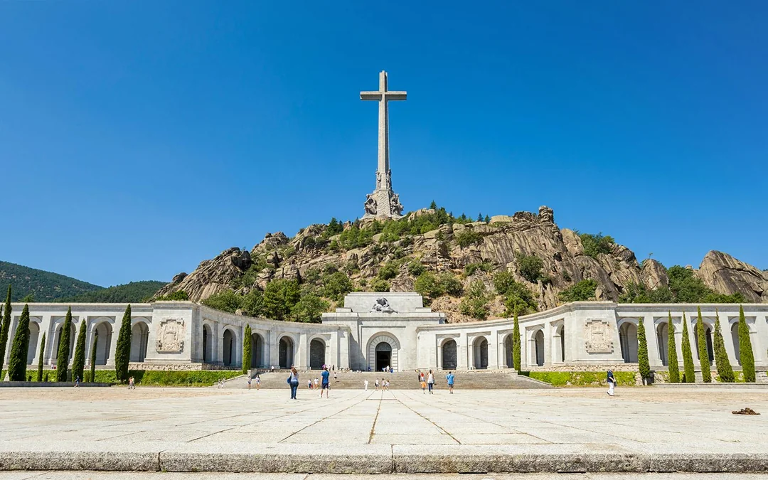 From Madrid: El Escorial, Valley of the Fallen, and Segovia Day Trip Image 4