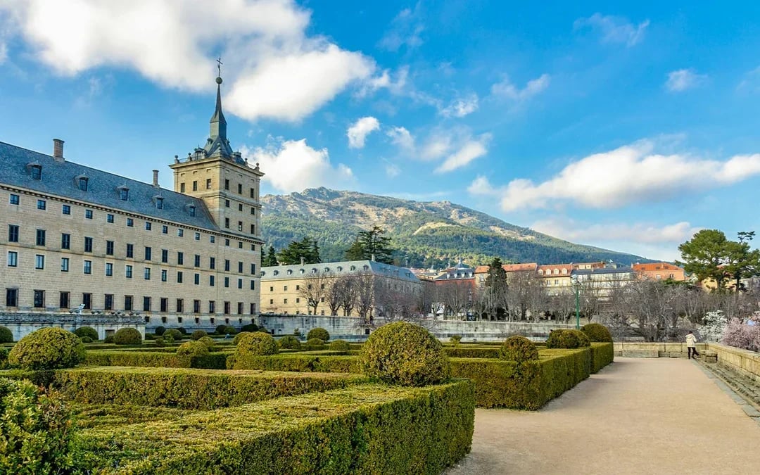 From Madrid: El Escorial, Valley of the Fallen, and Segovia Day Trip Image 7