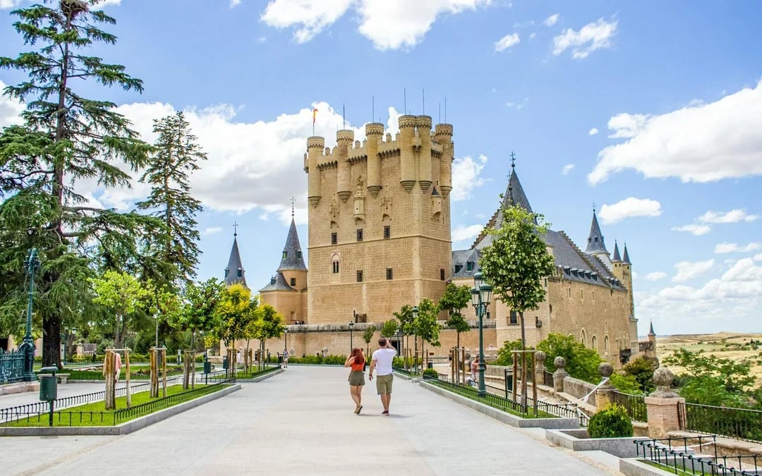 From Madrid: Segovia Full-Day Trip Image 1