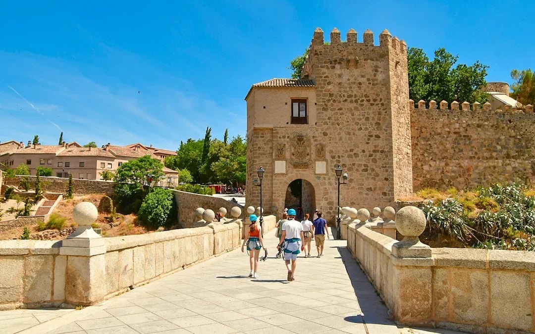 From Madrid: Toledo Day Trip with Tickets to 7 Monuments Image 1