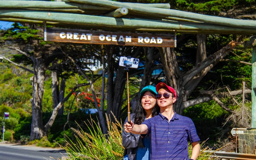 From Melbourne: Full-Day Great Ocean Road Guided Tour Image 3