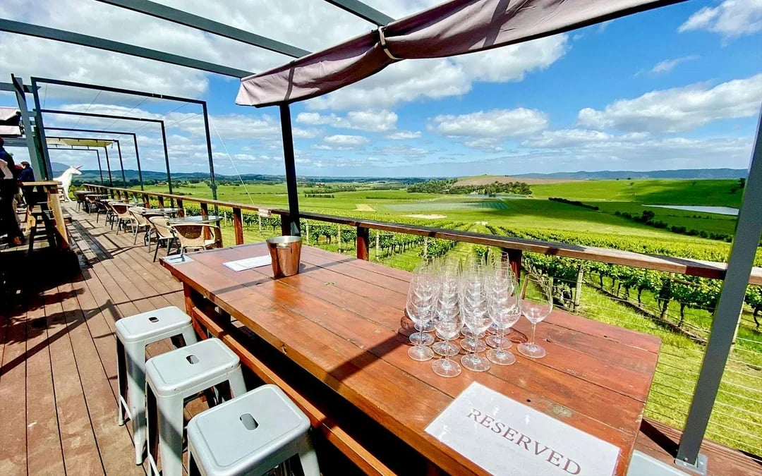 From Melbourne: Yarra Feast Tour with Two-Course Lunch, Gin, Wine & Chocolate Tasting Image 10