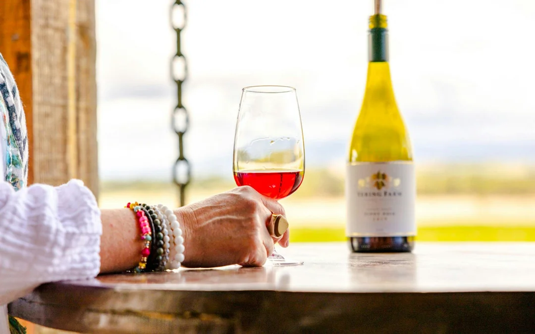 From Melbourne: Yarra Valley Wine Tour with 4 Wineries Visits and Gourmet Lunch at Balgownie Estate Image 4