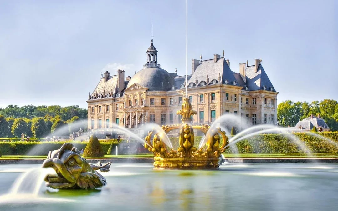 From Melun: Vaux-le-Vicomte Day Trip with Chateaubus Shuttle Image 2