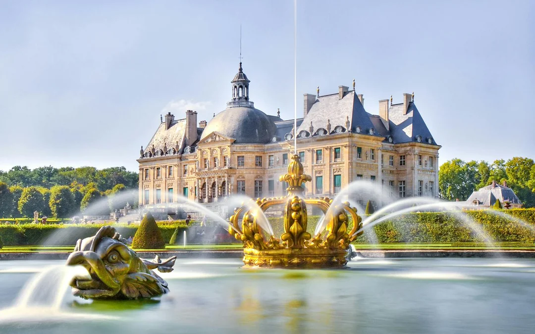 From Melun: Vaux-le-Vicomte Day Trip with Chateaubus Shuttle Image 2