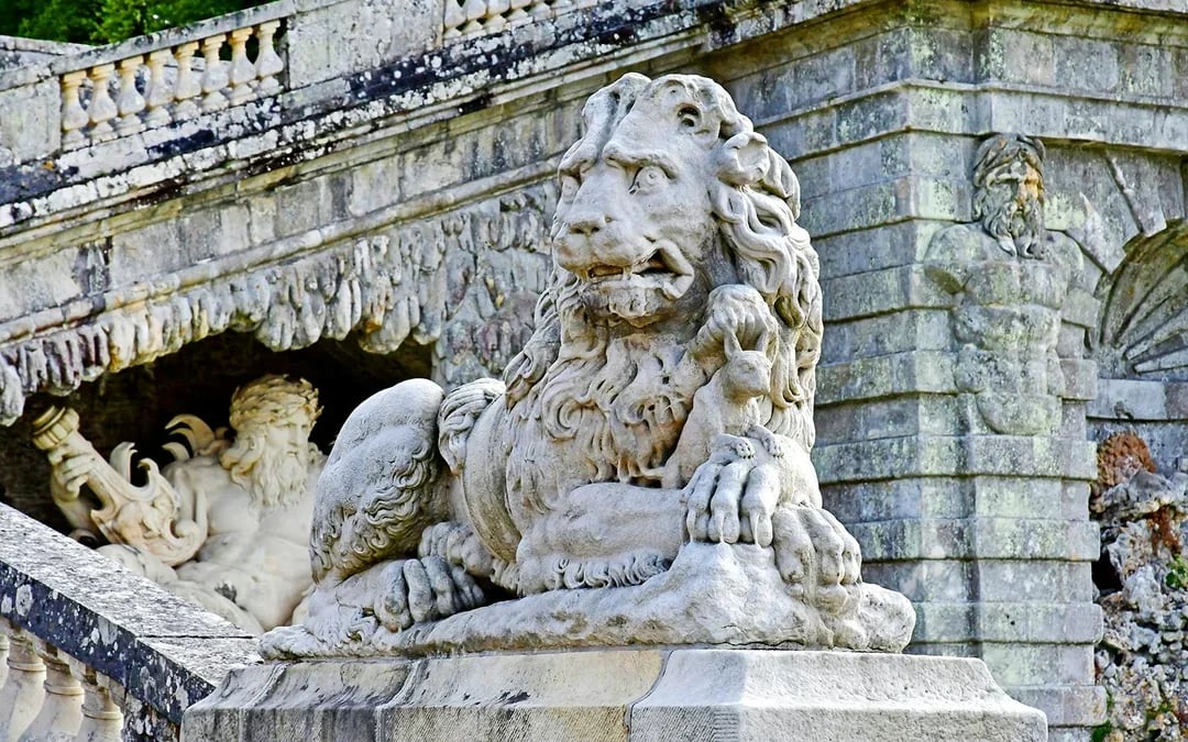 From Melun: Vaux-le-Vicomte Day Trip with Chateaubus Shuttle Image 7