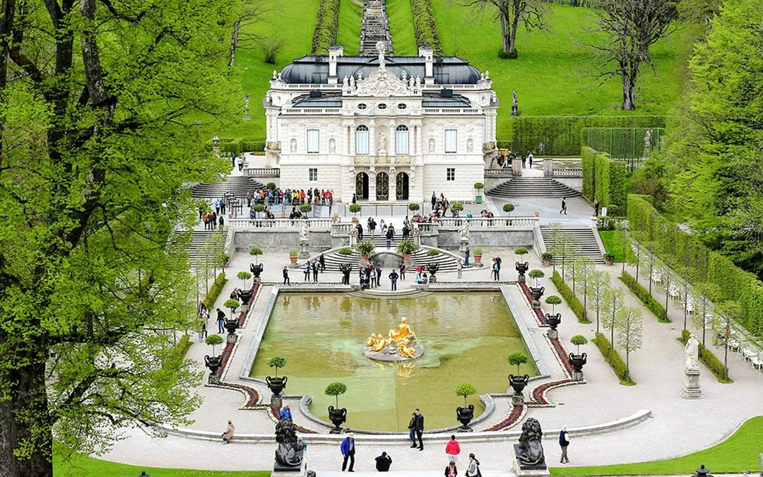 From Munich: Neuschwanstein & Linderhof Castles Full-Day Guided Tour Image 3