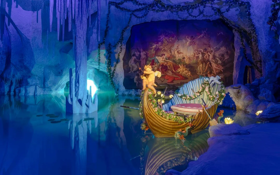 From Munich: Neuschwanstein, Linderhof Castles & Venus Grotto Full-Day Guided Tour in a Luxury Coach Image 5