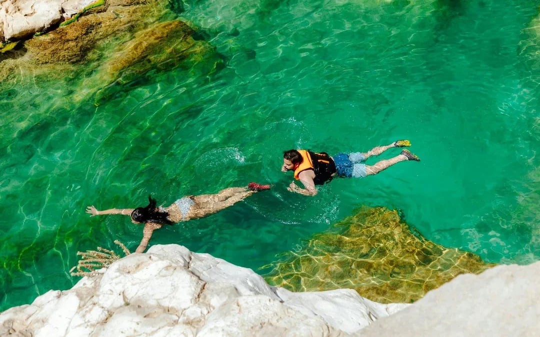 From Muscat: Full-Day Private Tour of Wadi Shab & Bimmah Sinkhole Image 6