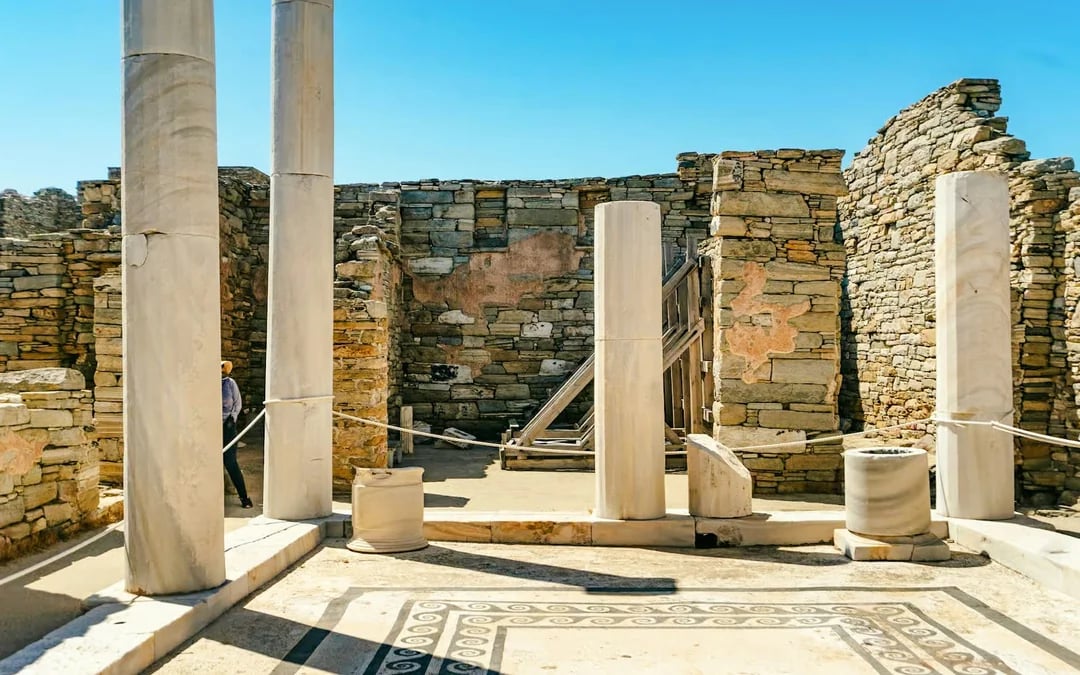 From Mykonos: Rhenia and Delos Cruise with Lunch, Guided Delos Tour and Hotel Transfers Image 5