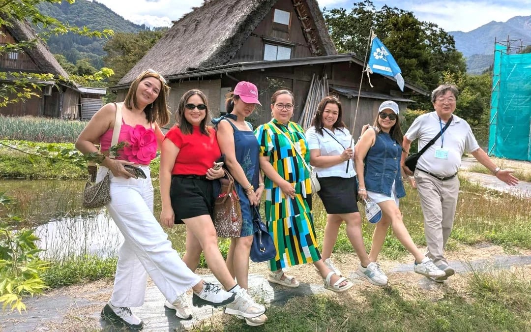 From Nagoya: Shirakawa-go & Hida Takayama Day Trip Image 6