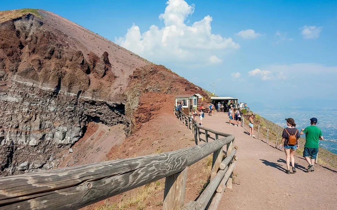 From Naples: Mount Vesuvius & Herculaneum or Pompeii Day Trip Image 6