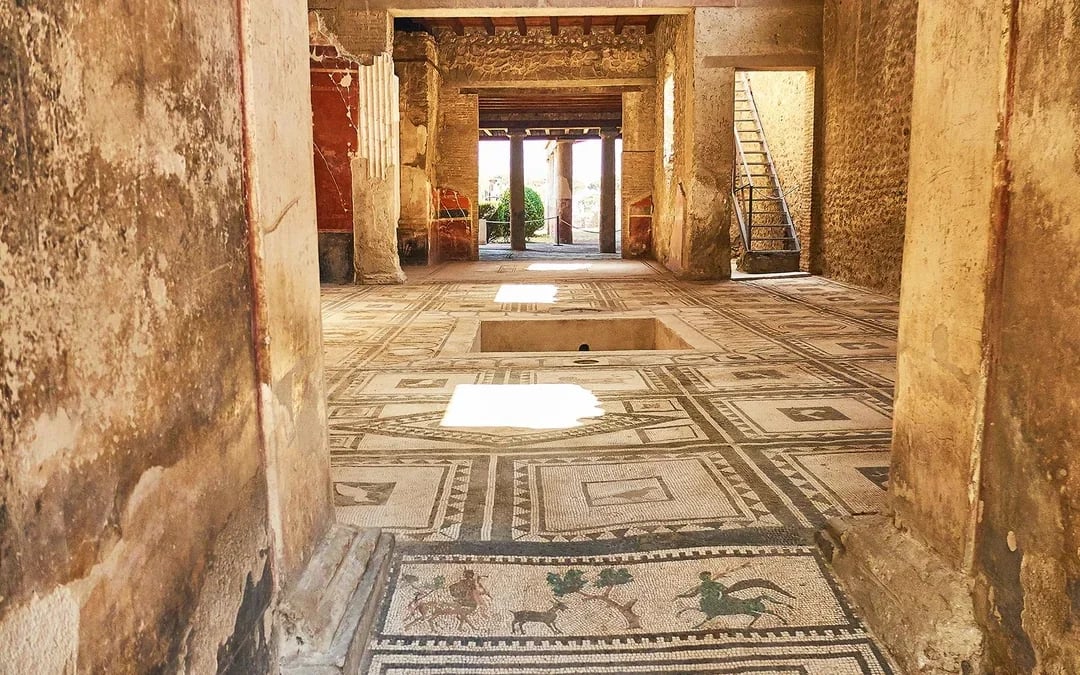 From Naples: Pompeii + Mt. Vesuvius Guided Tour with Transfers & Lunch Image 4