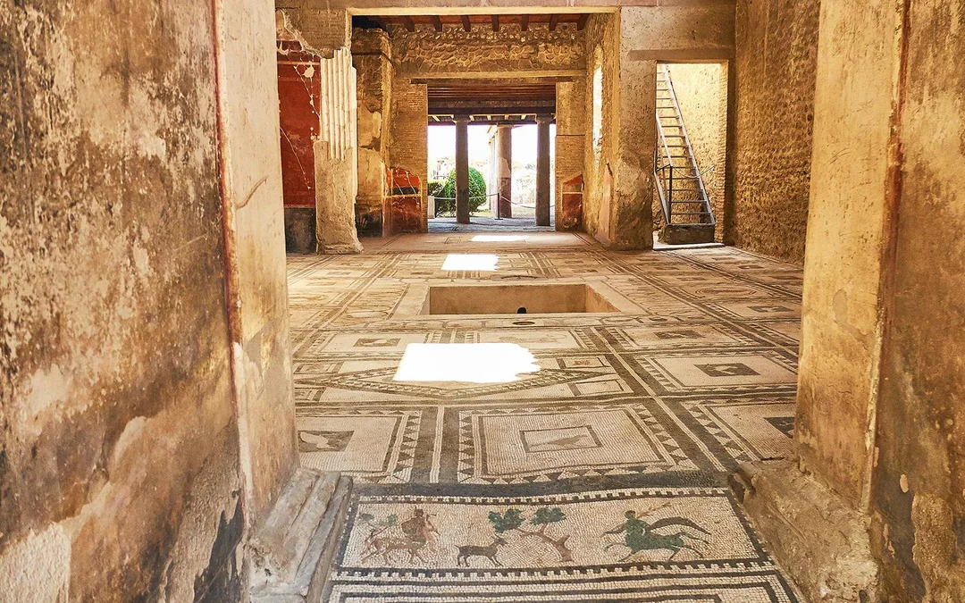 From Naples: Pompeii + Mt. Vesuvius Guided Tour with Transfers & Lunch Image 4