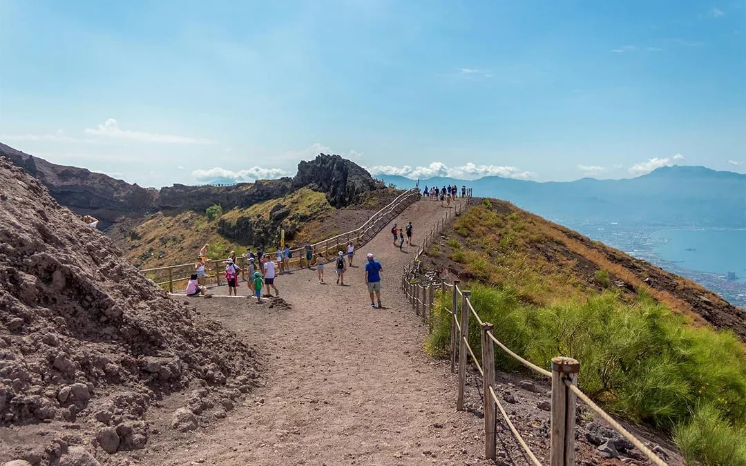 From Naples: Pompeii + Mt. Vesuvius Guided Tour with Transfers & Lunch Image 10