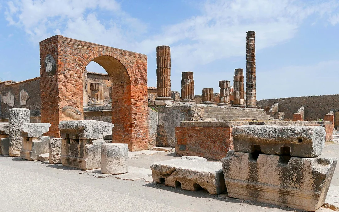 From Naples: Train to Pompeii & Guided Walking Tour Image 12