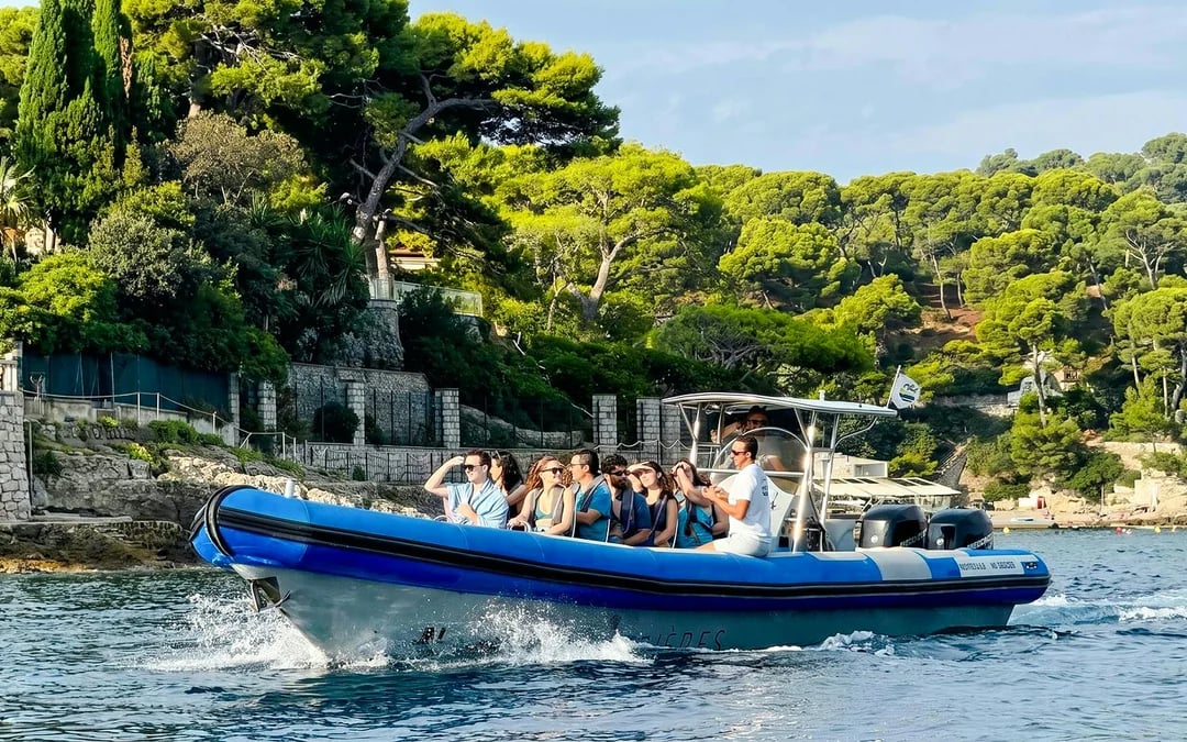 From Nice: Sunrise Boat tour with Breakfast and Snorkeling Image 7