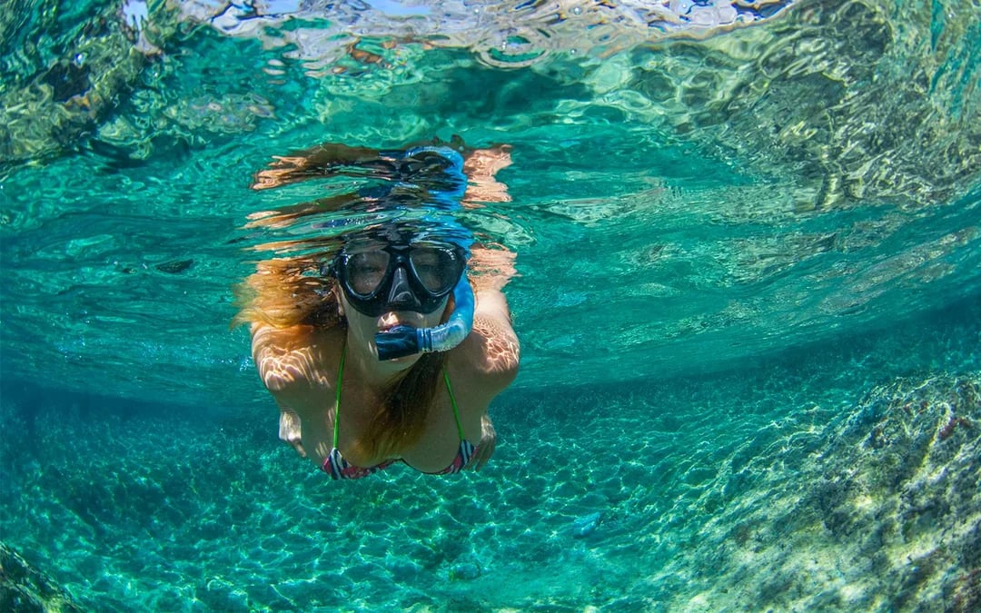From Olbia: dinghy tour with snorkeling at Tavolara Image 4
