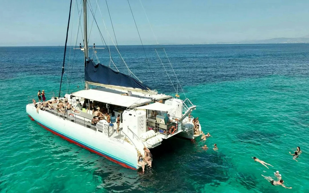From Palma de Mallorca: Daytime cruise Image 2