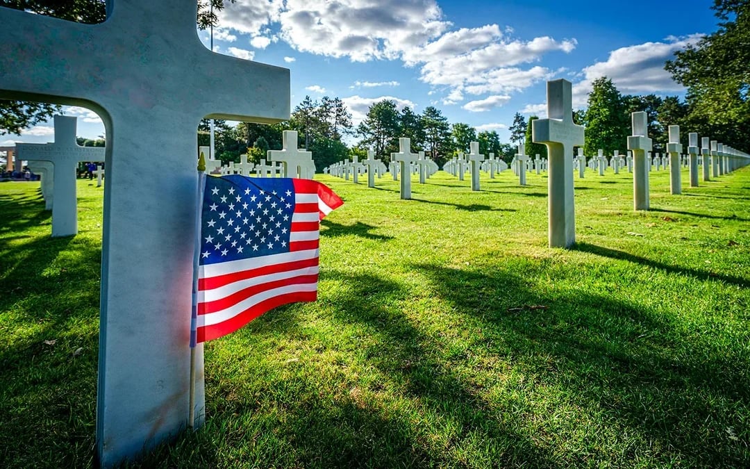 From Paris: Normandy Canadian D-Day Landing Beaches Full-Day Tour with Lunch Image 8