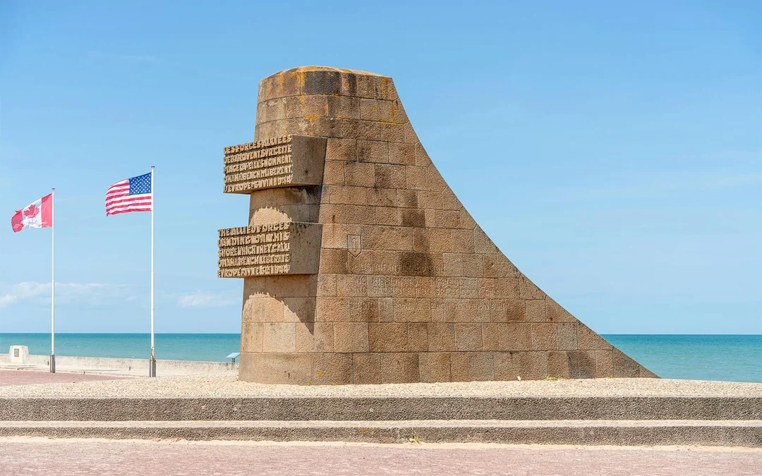 From Paris: Normandy D-Day Beaches Full-Day Guided Tour with Lunch Image 2