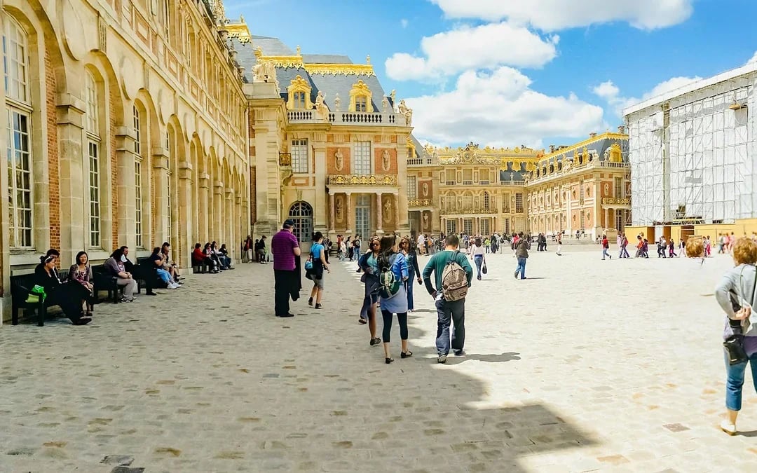 From Paris: Round trip Transfers & Versailles Palace Tickets Image 6