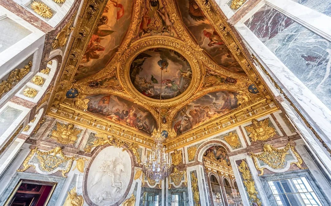 From Paris: Round trip Transfers & Versailles Palace Tickets Image 8
