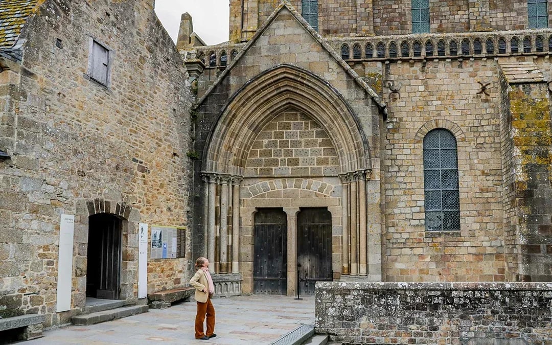 From Paris: Round-Trip Transfers to Mont-Saint-Michel with Abbey Entry Image 3