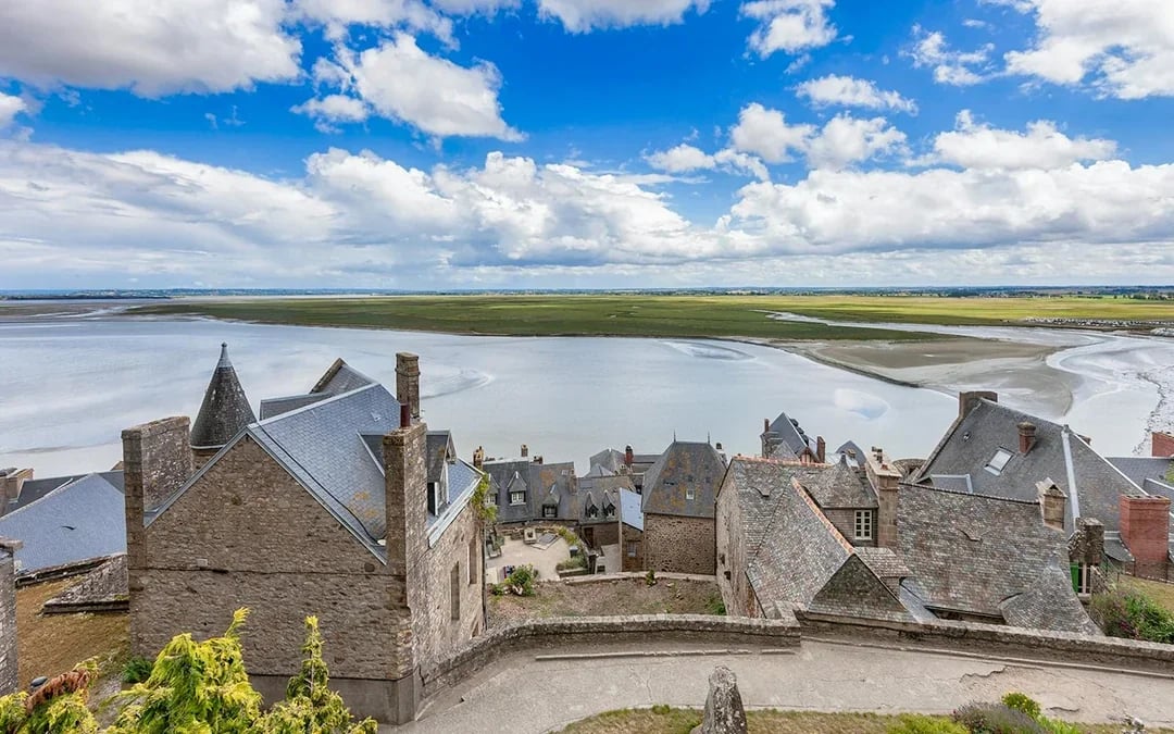 From Paris: Round-Trip Transfers to Mont-Saint-Michel with Abbey Entry Image 9