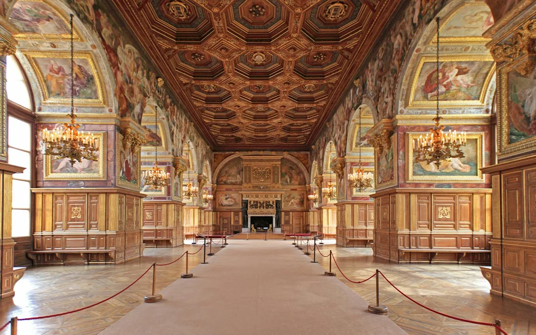 From Paris: Vaux-le-Vicomte & Fontainebleau Full-Day Tour with Optional Guide Image 4