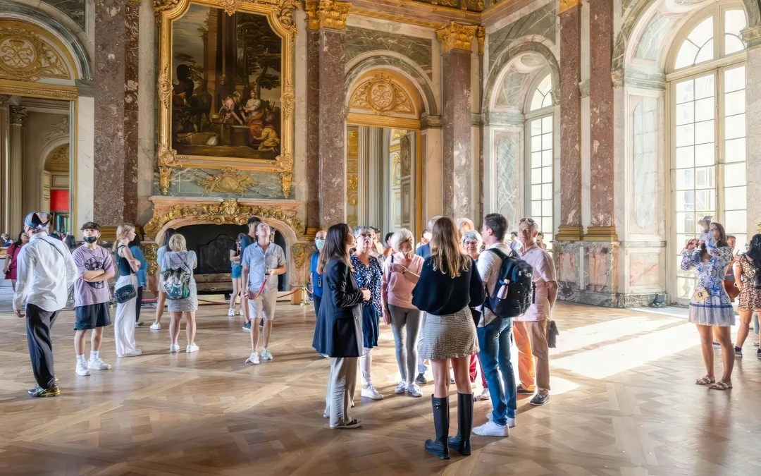 From Paris: Versailles Palace Guided Tour with Transfers Image 1