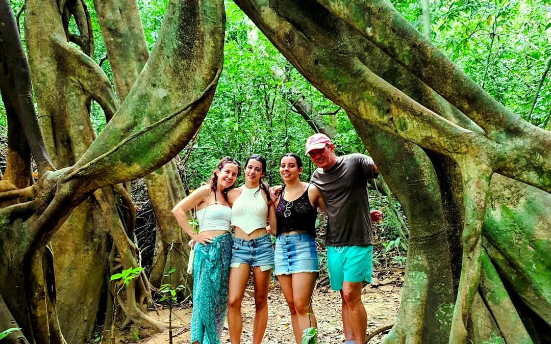 From Phuket: Cheow Lan Lake Day Trip with Long-Tail Boat, Diamond Cave & Kayaking Image 5