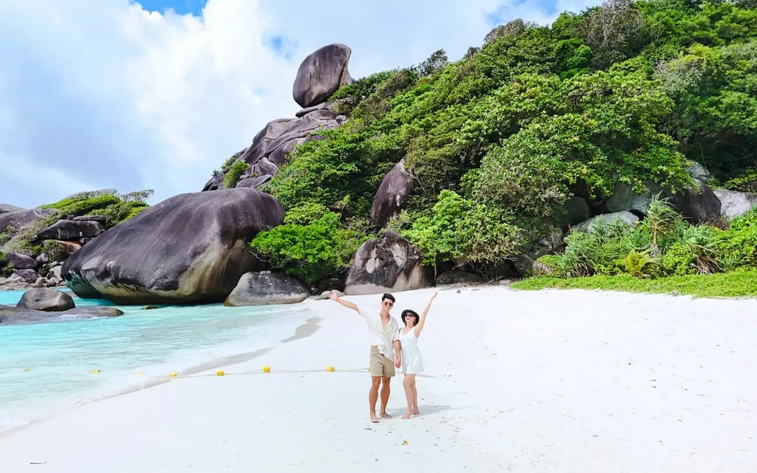 From Phuket or Khao Lak: Similan Islands Snorkeling Day Trip with Transfers & Meals Image 8